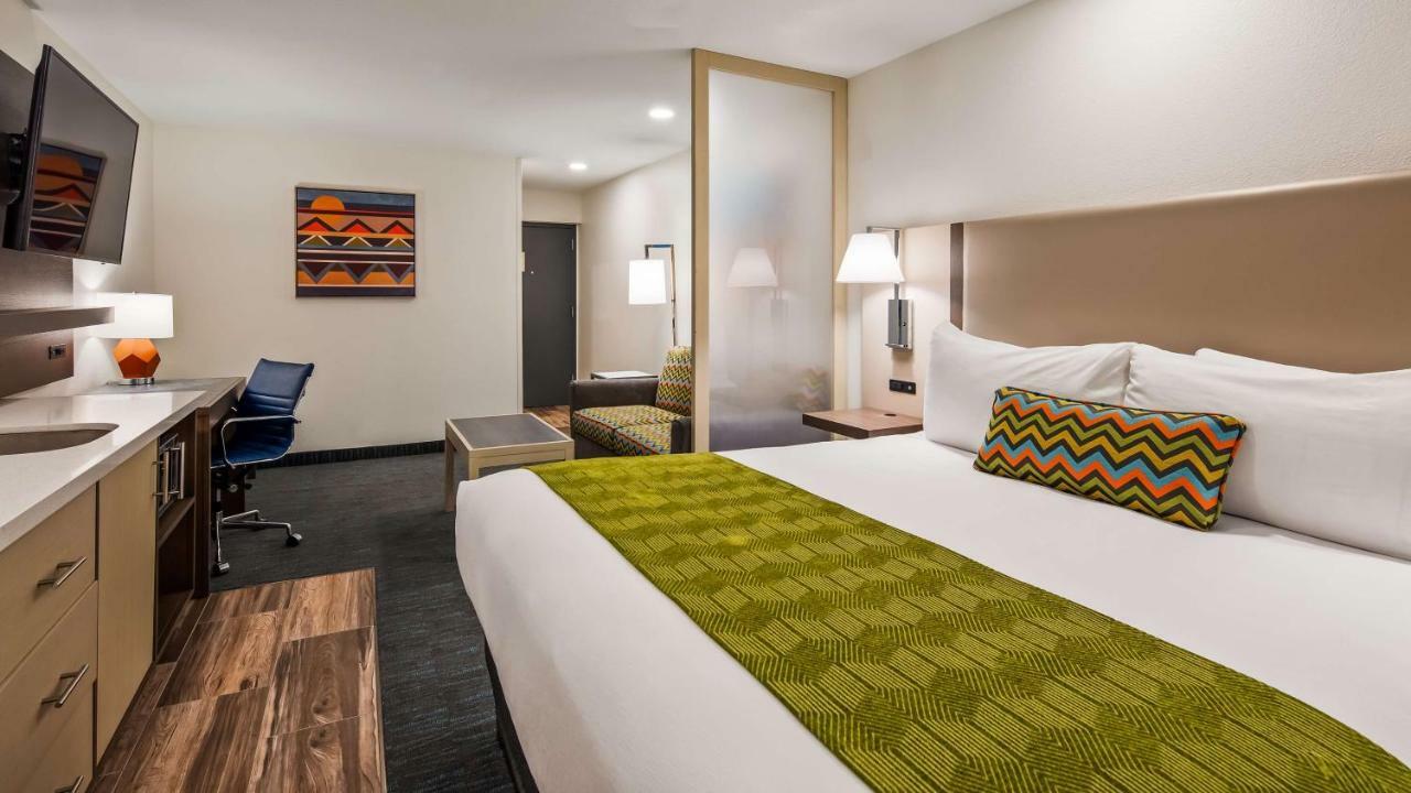 Best Western Plus Yuma Foothills Inn & Suites Exterior photo
